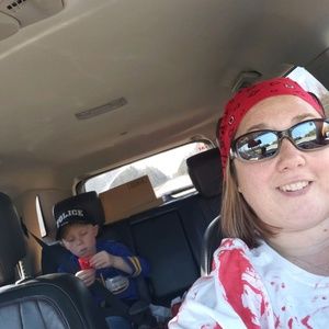 Meet your Posher, Danielle